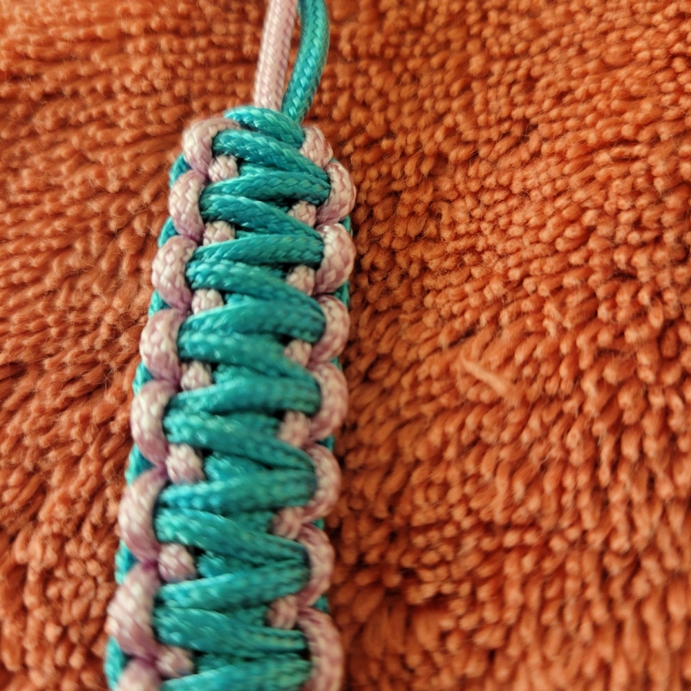 Homemade lanyard - Picture 3 of 8